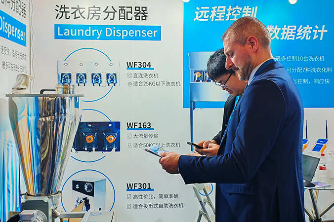 新品首發(fā) | 莫研機(jī)電粉體化料分配器 驚艷亮相 2025 中國(guó)洗滌展！